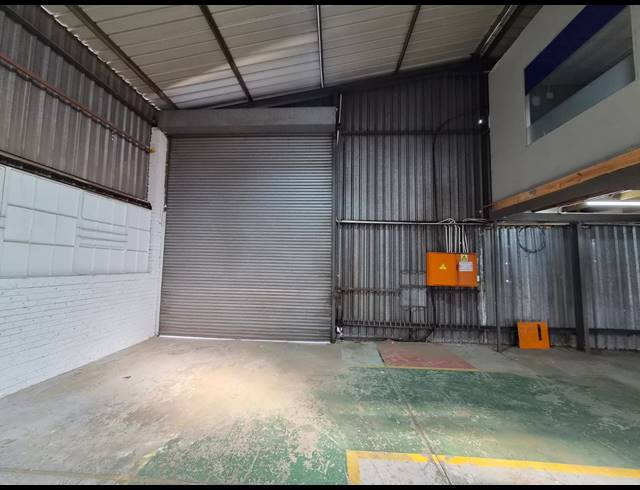 600M² WAREHOUSE TO LET IN WADEVILLE